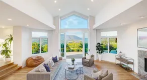 Modern Château - Lap Pool, Weddings, Wine & Beach - Image 3