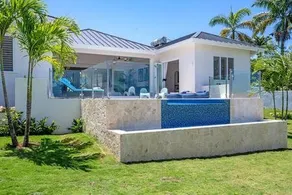 Hospitality Expert EDEN LUXE 1 Pool Beach Chef - Image 4