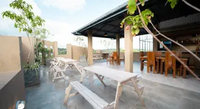 Tharusha Holiday Inn - Image 3