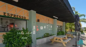 Caves Beach Retreat - close to beach and shops - Image 4