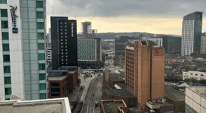 Superior Apartment In Cardiff City Centre - Image 4