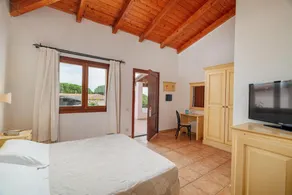 Hotel - Image 2