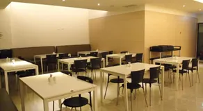 Jinbao Hotel - Image 4