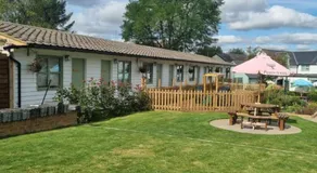 Pine, Country chalet located in Pegsdon - Image 3