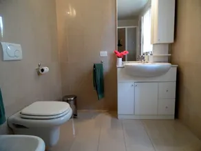 Fabulous Villa in Barasso near Lake - Image 5