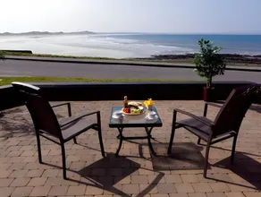 Waterfront House & Restaurant - Image 4