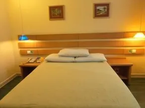 Home inns - Guangzhou Huadiwan Branch - Image 4