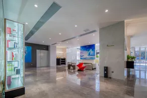 Gray Whale International Hotel (Longquan Branch) - Image 2