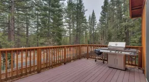 Lukins Lodge By The Lake Hot Tub - Image 5
