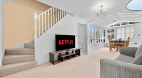 NEW! Stylish 2BR Retreat Presented by Clarendon Stays, Private Parking, North Leamington - Image 3