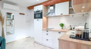 Luxurious & calm flat in heart of Old Antibes - Image 5