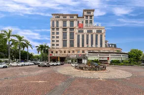 Borrman Hotel Guangzhou Panyu Qiaonan Aoyuan Square - Image 5