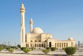 Golden Oasis Sea and city view - Image 5