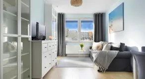 Elite Apartments Marine Suite - Image 2