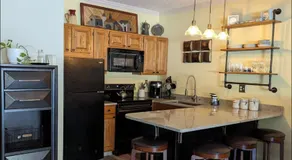 Cozy condo at Attitash Mountain Village - Image 4