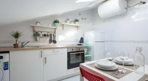 Hygge Apartment Center Near to the beach Free Parking 2R - Image 2