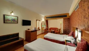 Ginger Agra, Fatehabad Road - Image 2
