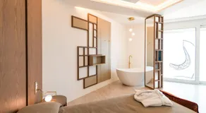 Hotel Carlton - Image 2