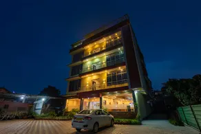 Treebo Hotel Mobi VIP Airport - Image 3