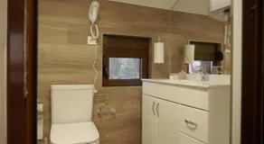 Belgrade River House - Image 3