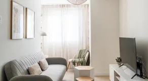 Viva Valencia Apartments - Image 2