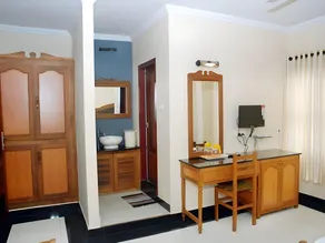 Sahari Hotel - Image 2