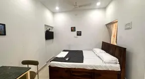Vibes stay in 3 - Image 2