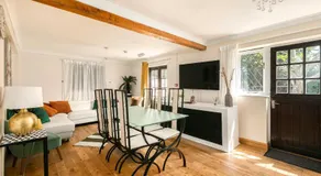 Rural 7 and 2 bed Lodge stays In Windsor! Hot Tub! Sleeps 20 - Image 3
