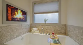Luxurious Poconos Retreat - Hot Tub, Sauna, Games - Image 5