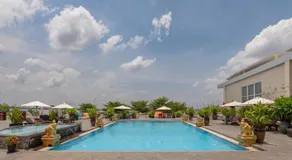 Hotel Cambodiana - Image 5