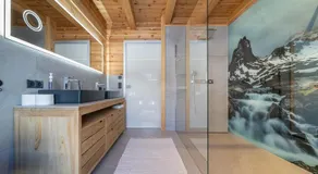 Chalet Chardonnay - Image 3