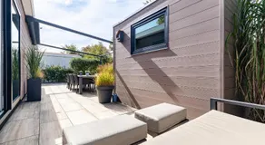 Welcome in - Beachhouse Renesse 2645 aan de duinen - Camping Julianahoeve - Image 3