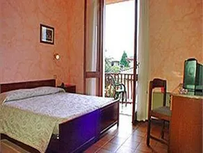Hotel Chiara - Image 3