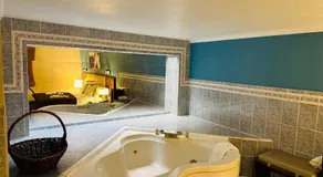 The Boston Inn - Image 3