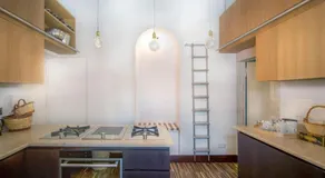 Ghetto Luxury Design Apartment - Image 3