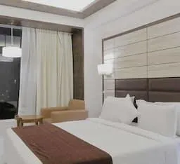 Hotel Silver Heights - Image 3