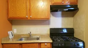 Budget Inn - Image 4
