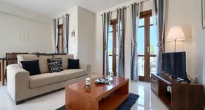 2 bedroom Apartment Assia with communal pool, Aphrodite Hills Resort - Image 2