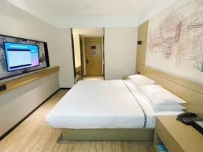 City Comfort Inn Wuzhou High-speed Railway Station Canghai Lake Park - Image 4