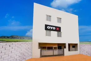 Hotel O Black Rock - Image 3