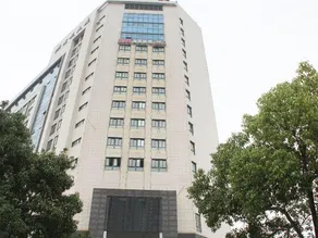 Hairun Hotel - Image 2