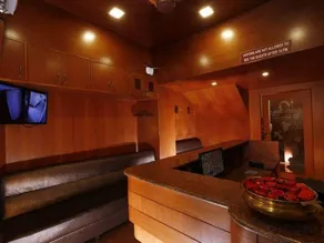 Hotel Gokul Grande - Image 4