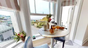 ILFRACOMBE SEA ROCK 4 1 Bedroom - Image 4