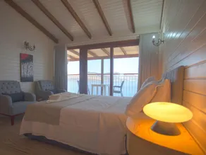 Sunset Villa Hotel - Image 3