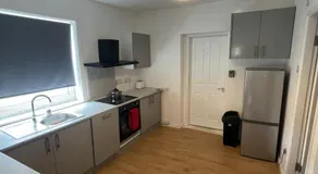 Modern Home, Free Parking in Hartlepool town perfect for contractors and visitors - Image 4