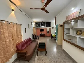 Spacious home on Prime Location - Image 4