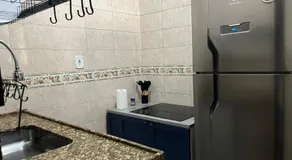 Hospedagem Confortável com Ar e Varanda no Centro da Lapa - Image 4