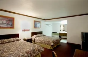 Executive Inn Muldrow - Image 2