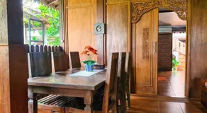 Ndalem Suryo Saptono Guest House - Image 4