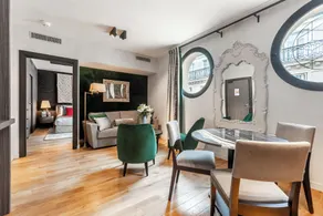 Maison Barnes Paris Trocadero - Image 3